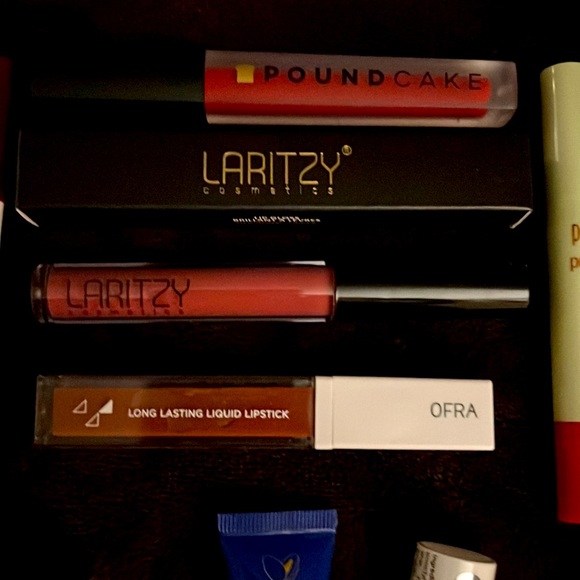 High end lipstick/gloss/overnight lip mask bundle of 9 - Picture 2 of 8